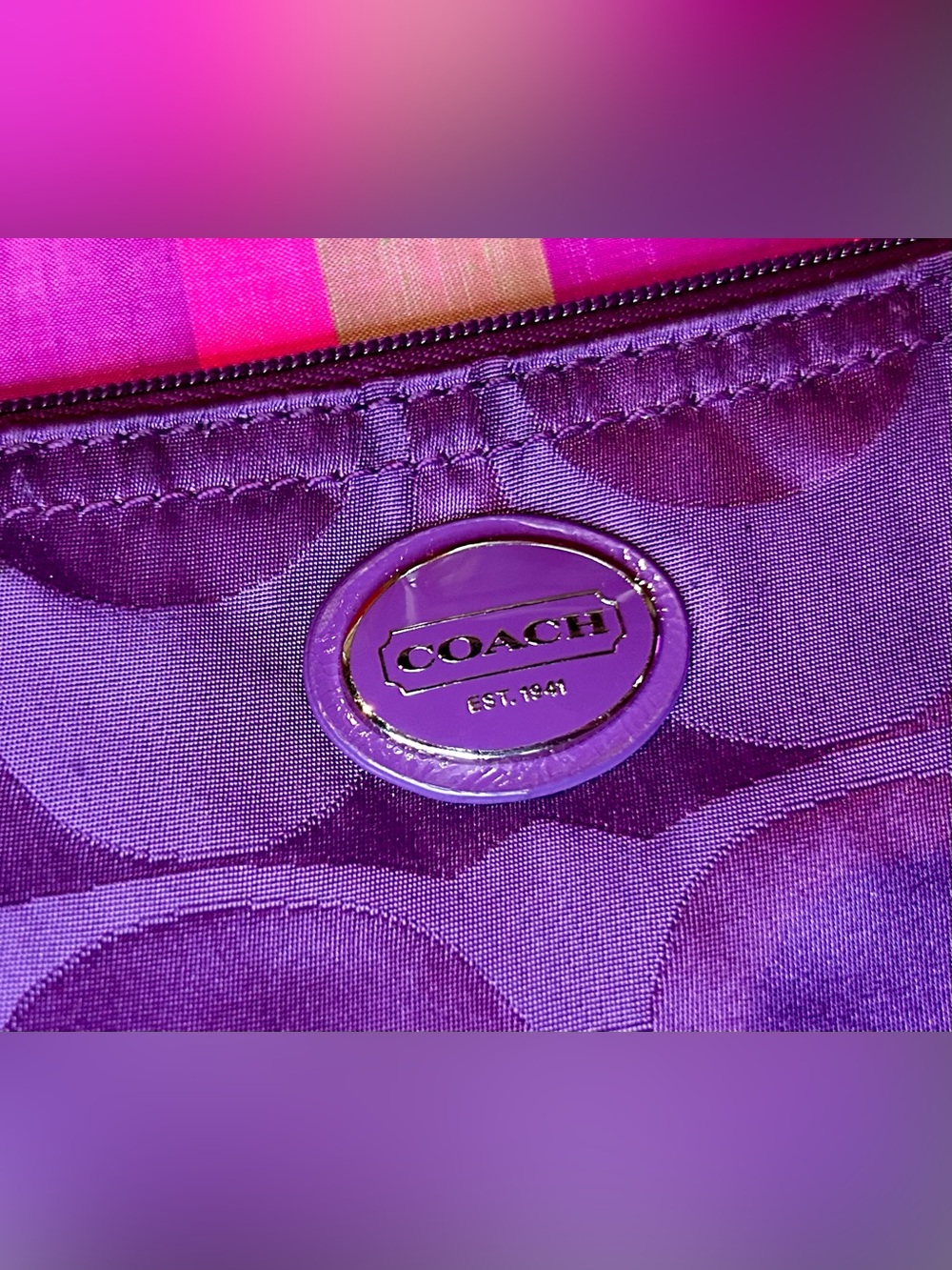 Coach Purple Getaway Signature Nylon Packable Weekender Tote Bag, Cosmetics Case - Picture 16 of 16